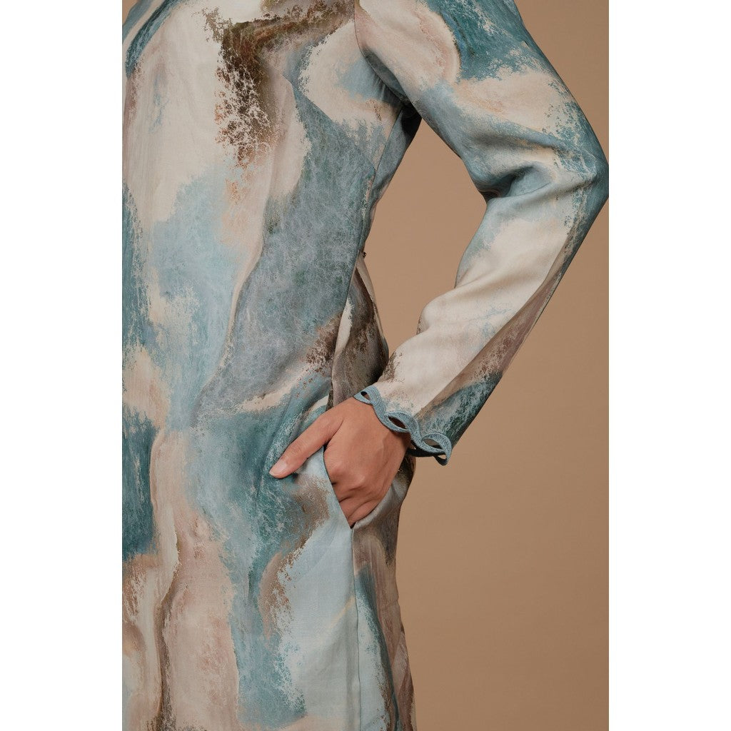 Moden Julia in Angelite