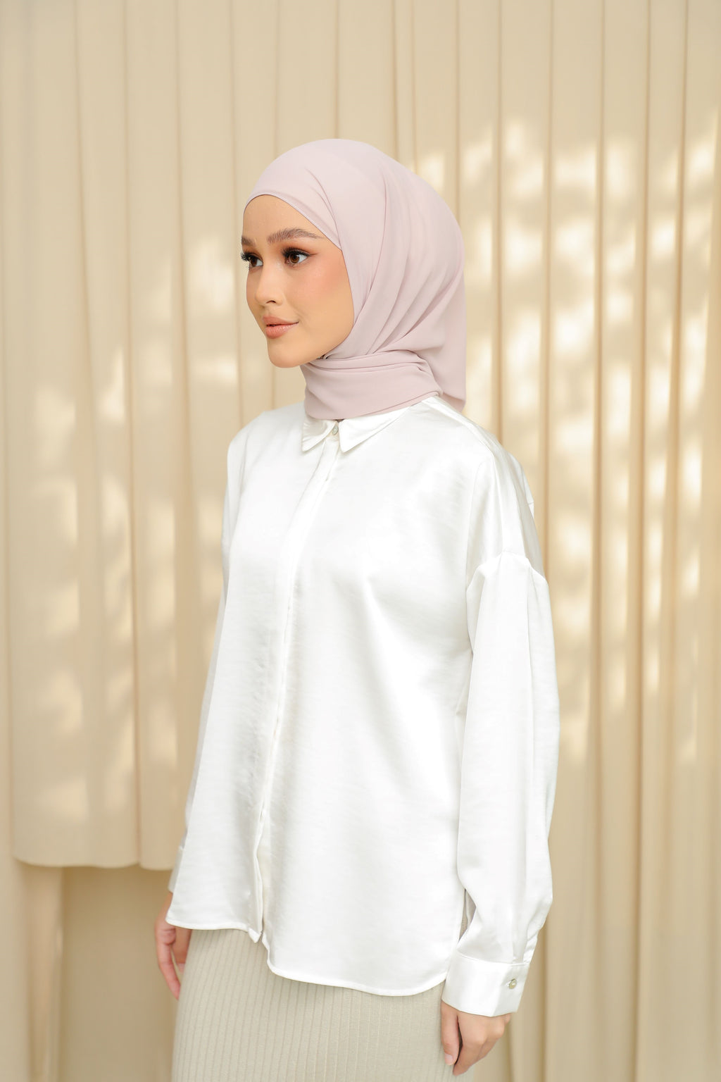 Hoodlite Shawl - BEAUTE