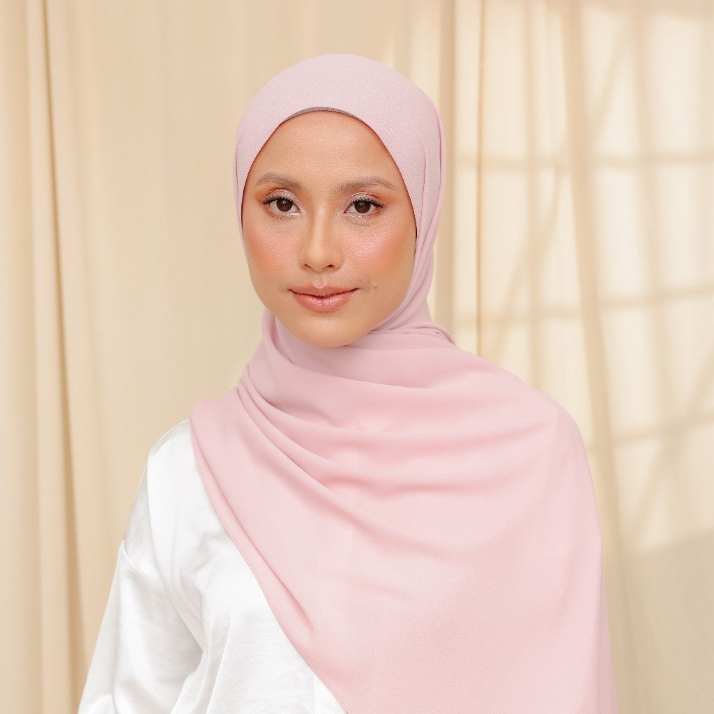 Perhaps Putri - CARINA