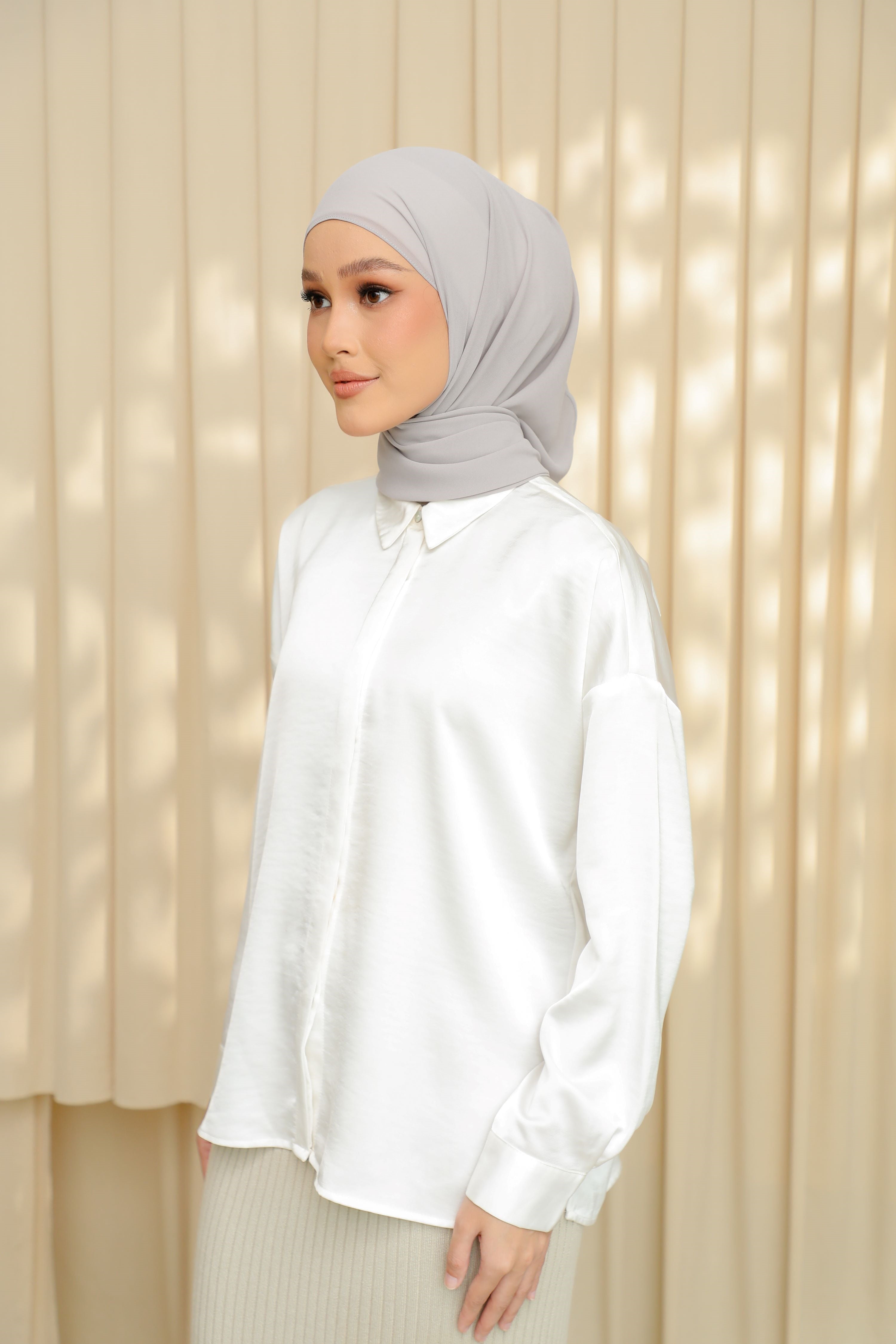 Hoodlite Shawl - DUST