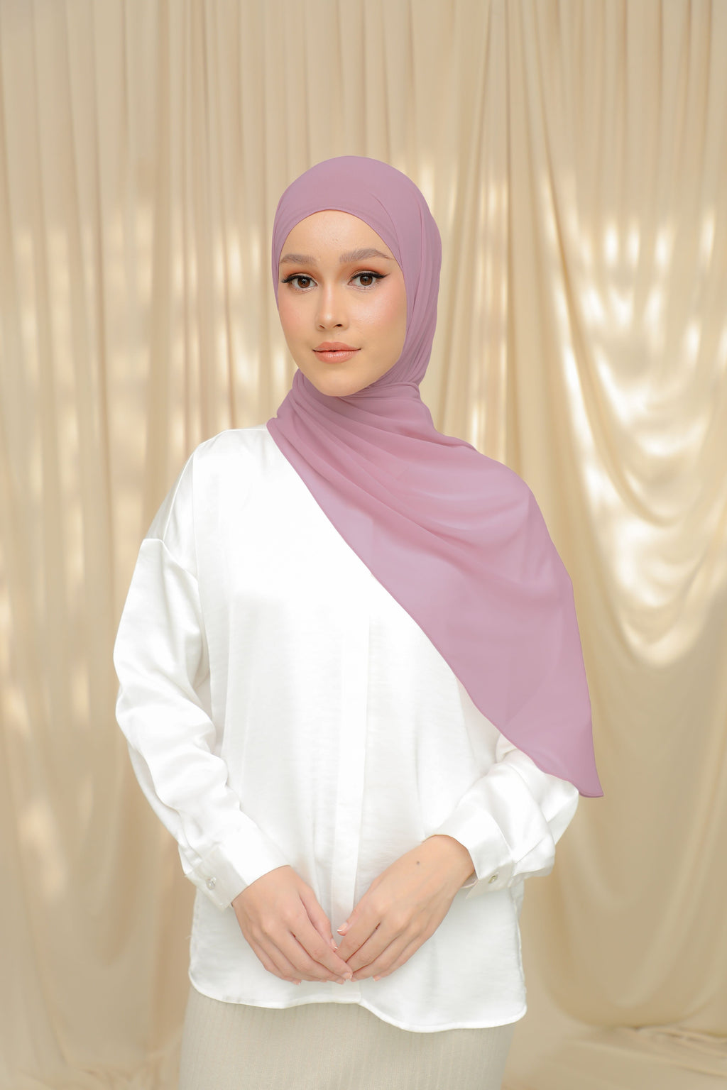 Thalia, The 'It' Shawl - Elle