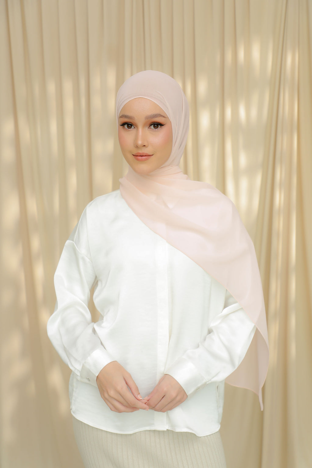 Thalia, The 'It' Shawl - IT GIRL