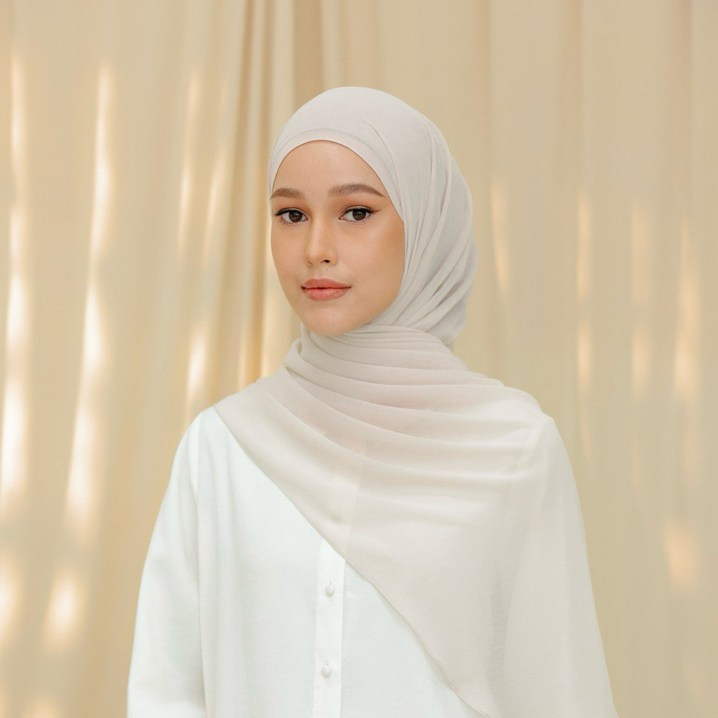 Thalia, The 'It' Shawl - IT GIRL