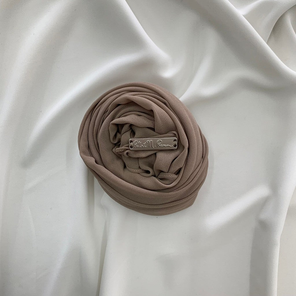 Basic Putri - MILK TEA