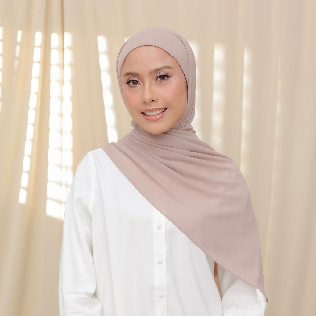 Basically Grace - MOCHA MOUSSE