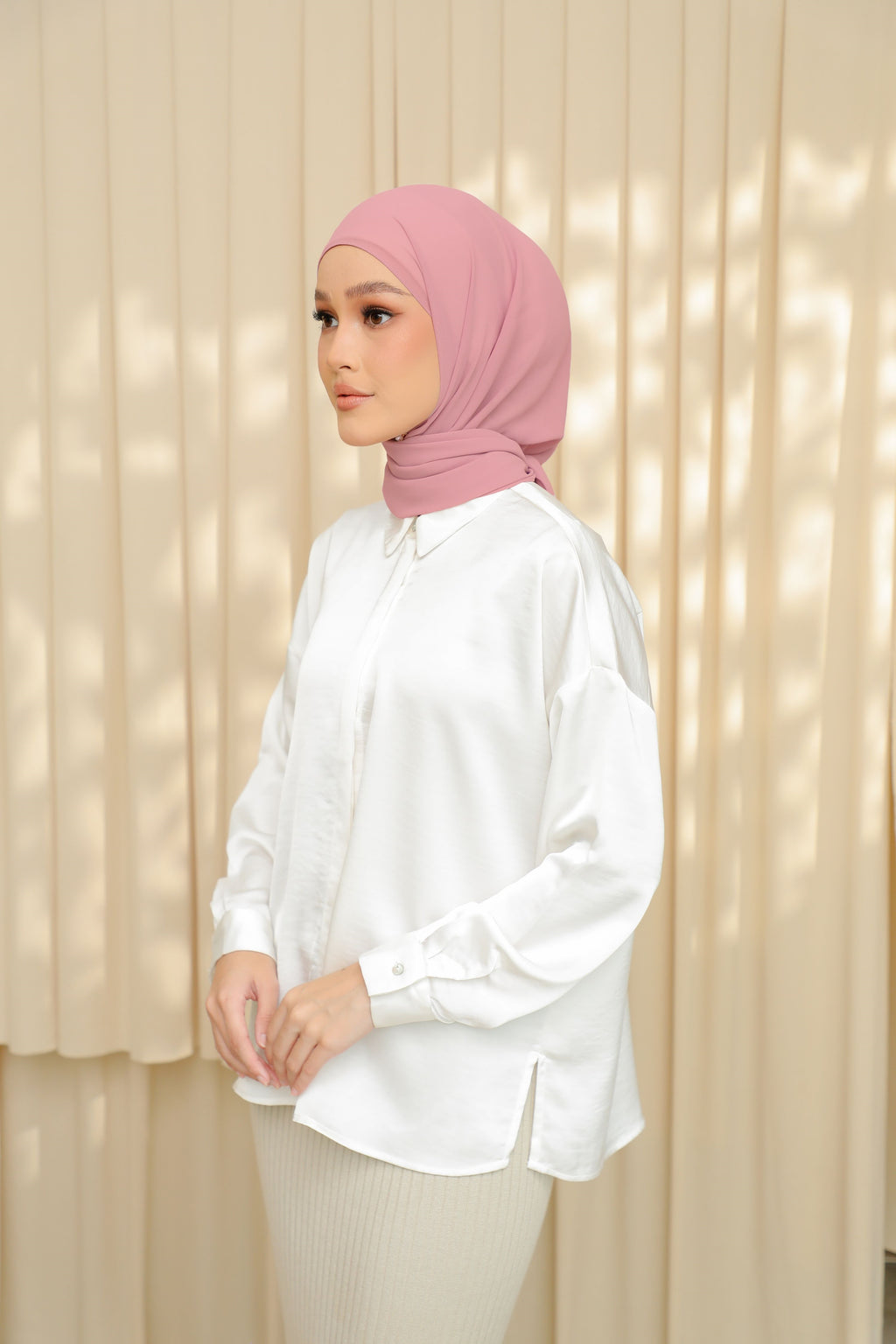 Hoodlite Shawl - MUSE