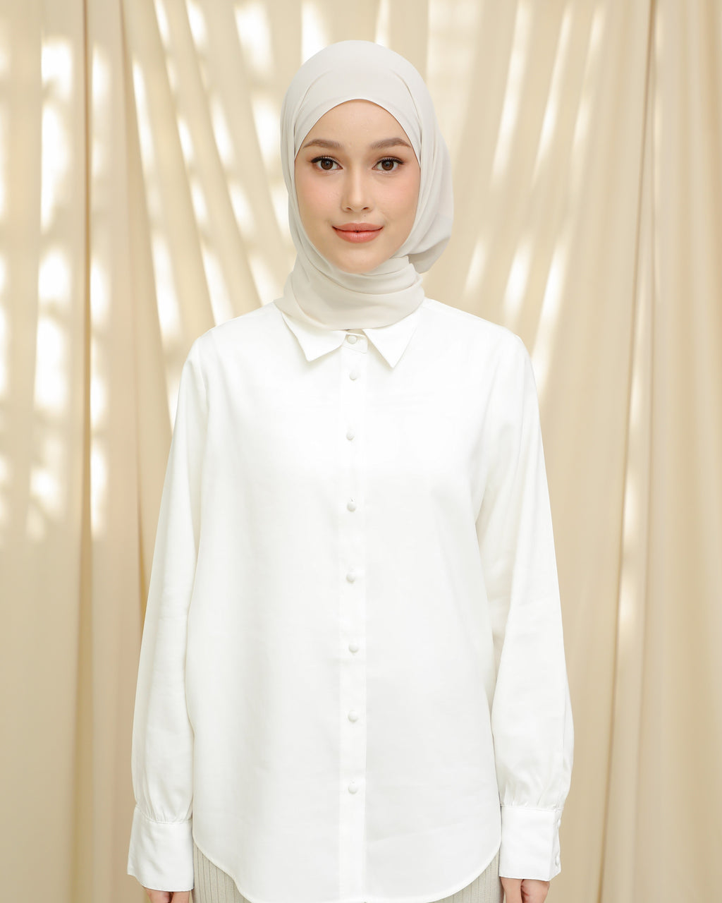 Hoodlite Shawl - OATTY