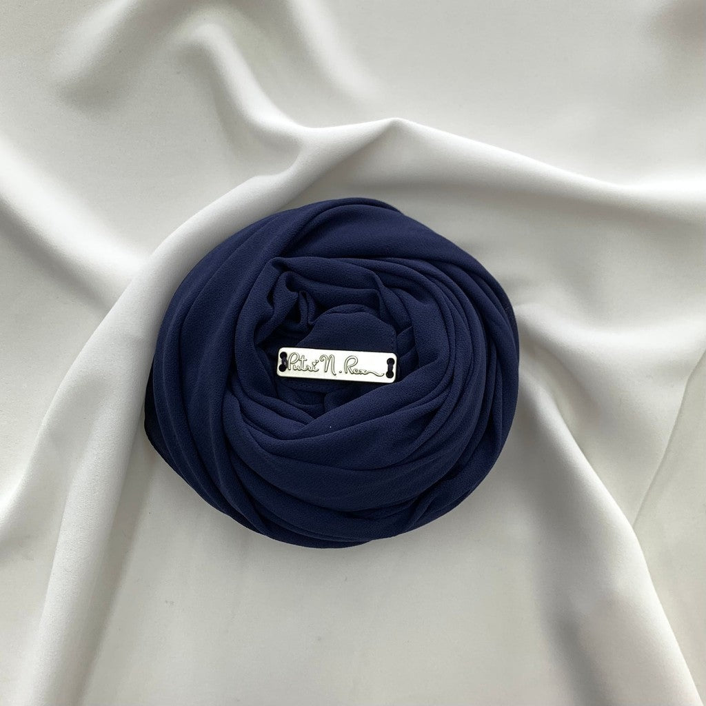 Basic Putri - OLD NAVY