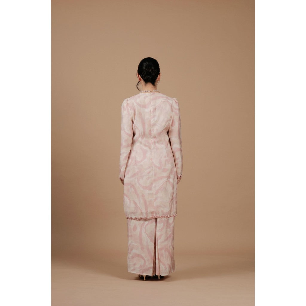 Moden Julia in Quartz