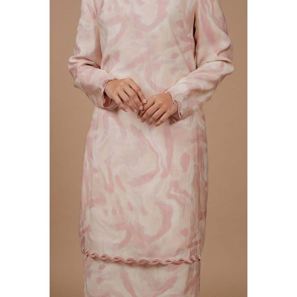 Moden Julia in Quartz