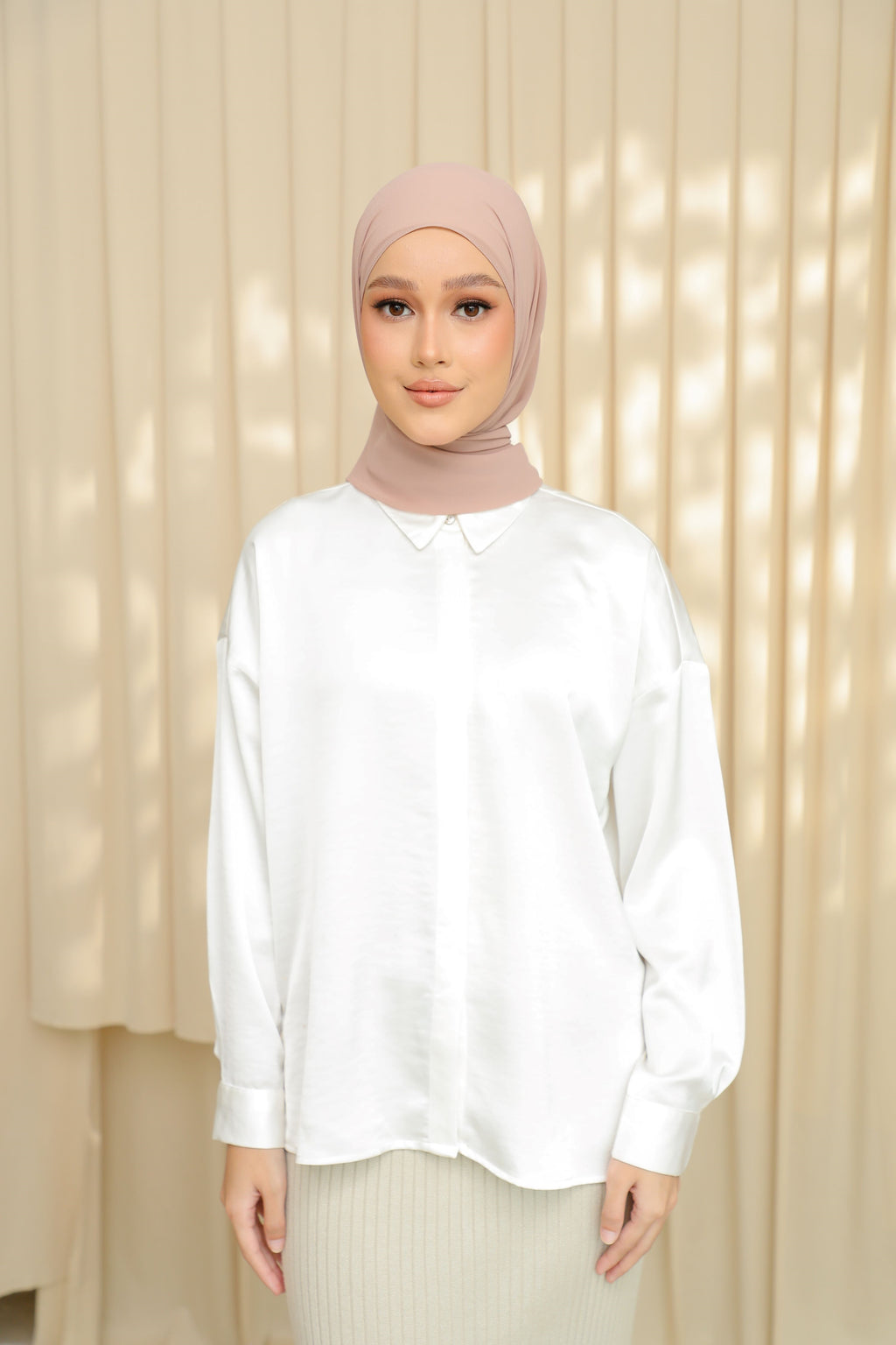Hoodlite Shawl - ROSEWOOD