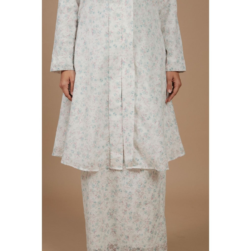 Kebarong Lestari in Sakura