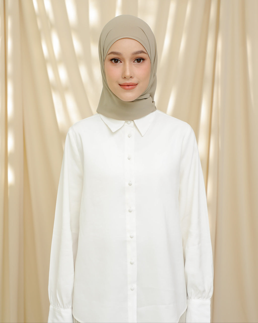 Hoodlite Shawl - THYME