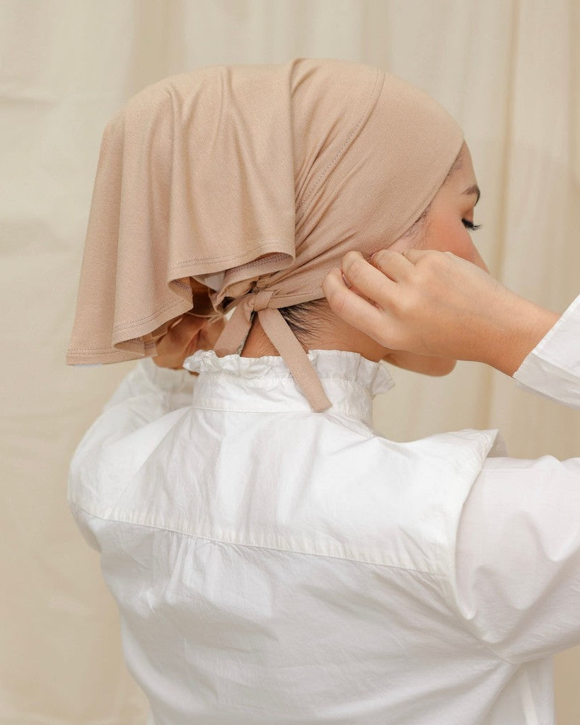 Something Underscarf Pullback - TORTILLA