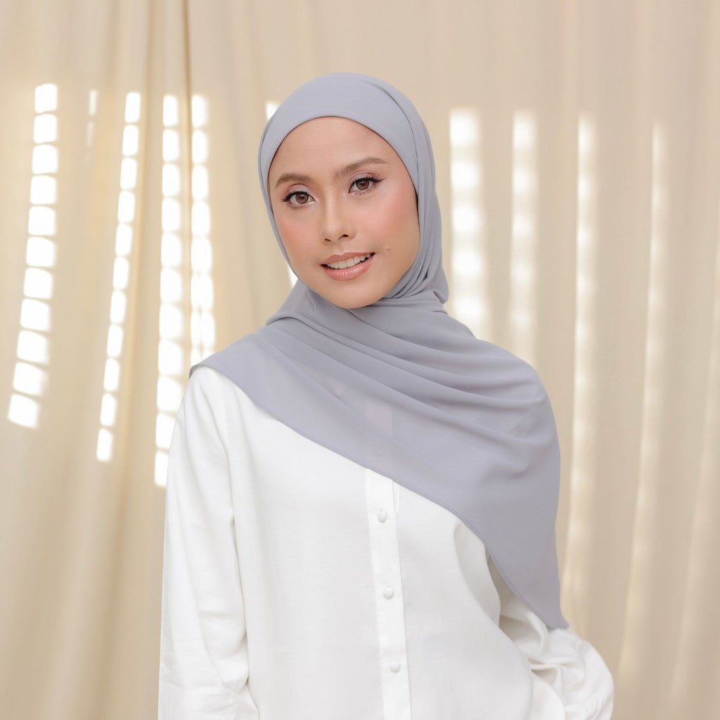 Basically Grace - TOWER BRIDGE