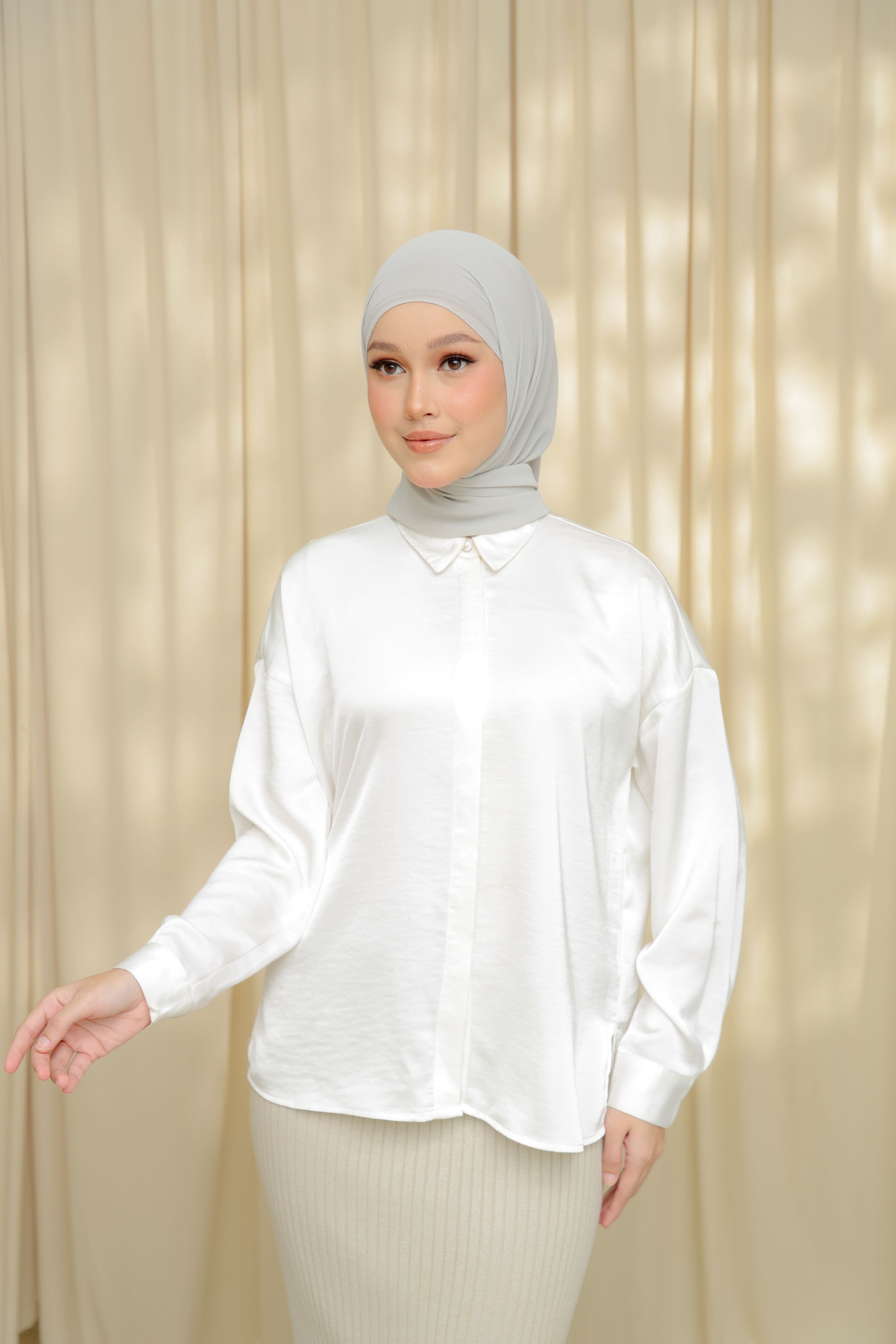 Hoodlite Shawl - Cammy