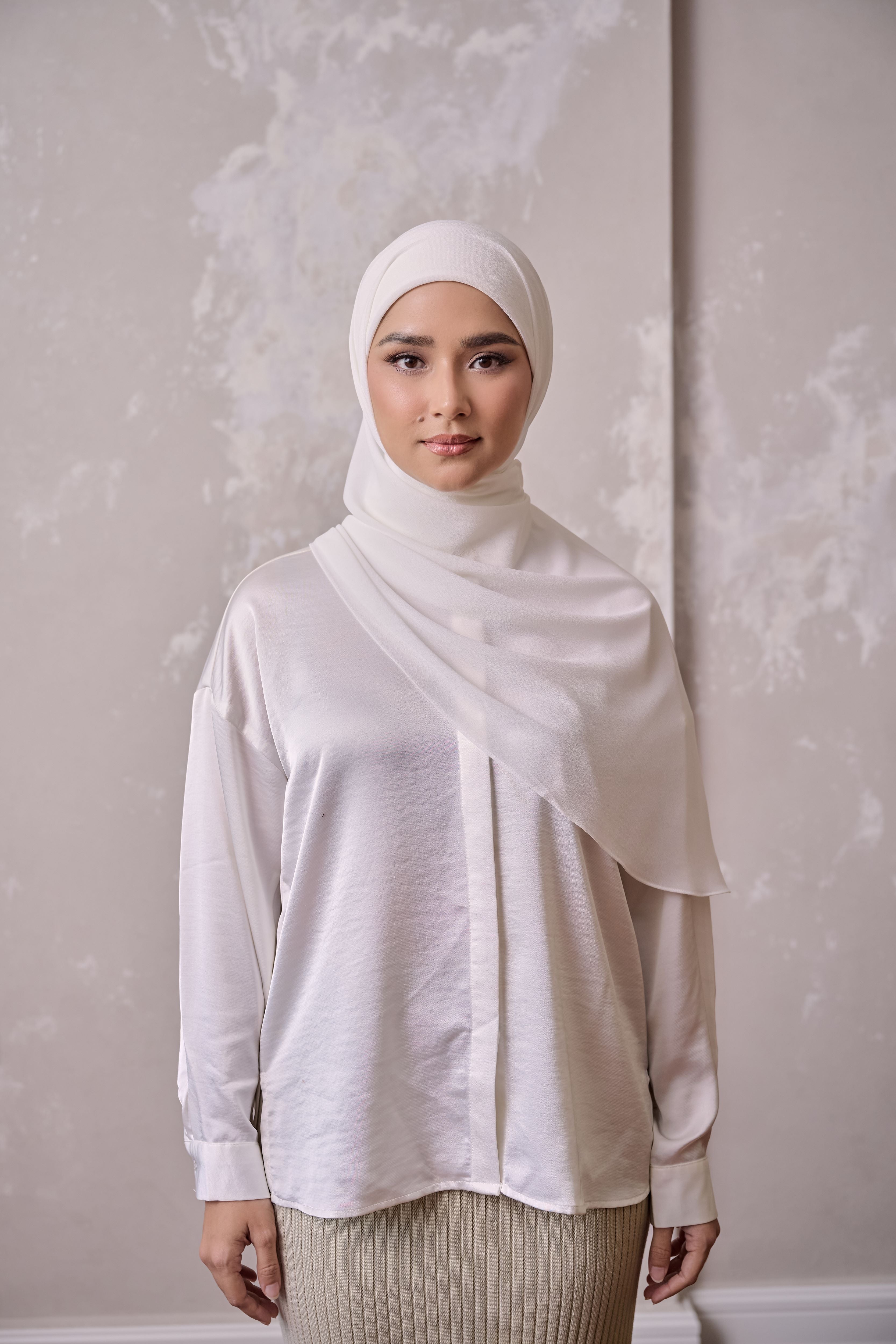 Basically Grace - CAPPUCINO FOAM