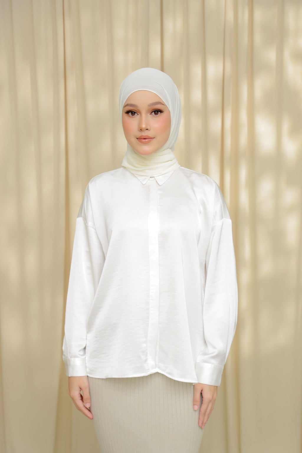 Hoodlite Shawl - Crema