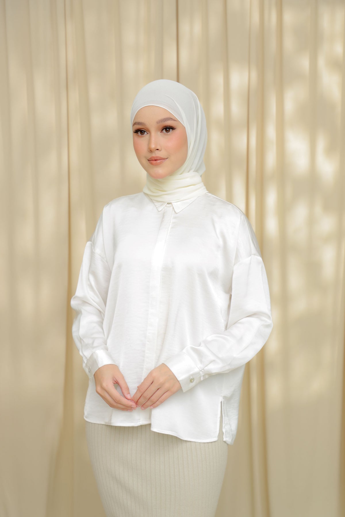 Hoodlite Shawl - Crema