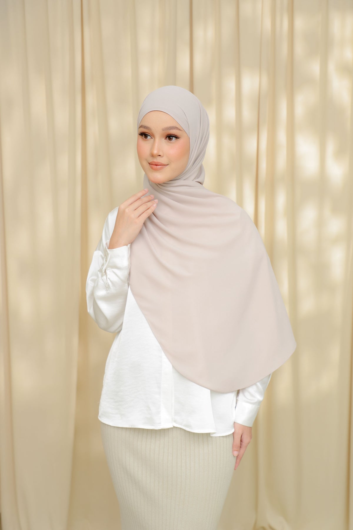 Perhaps Putri - ESSENTIAL