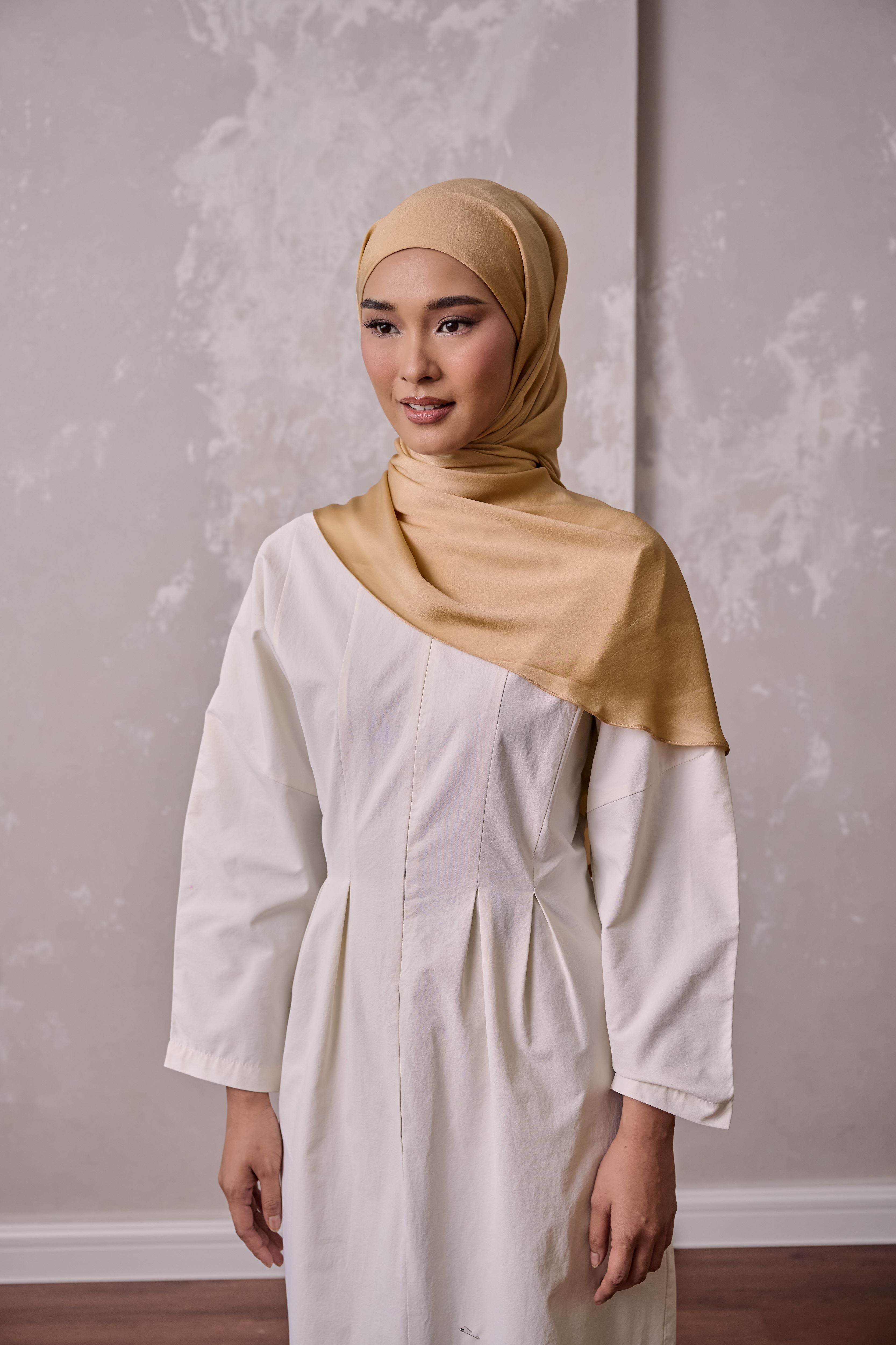 Petal Grace Easy Hijab - GOLD COAST