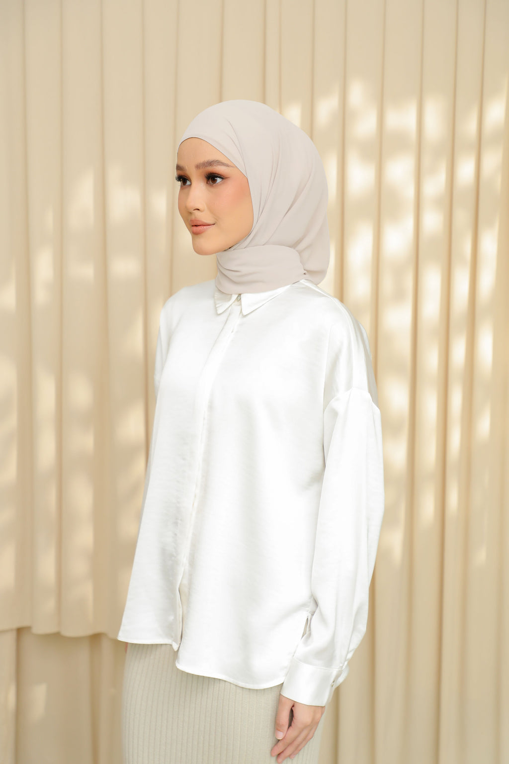 Hoodlite Shawl - HALO