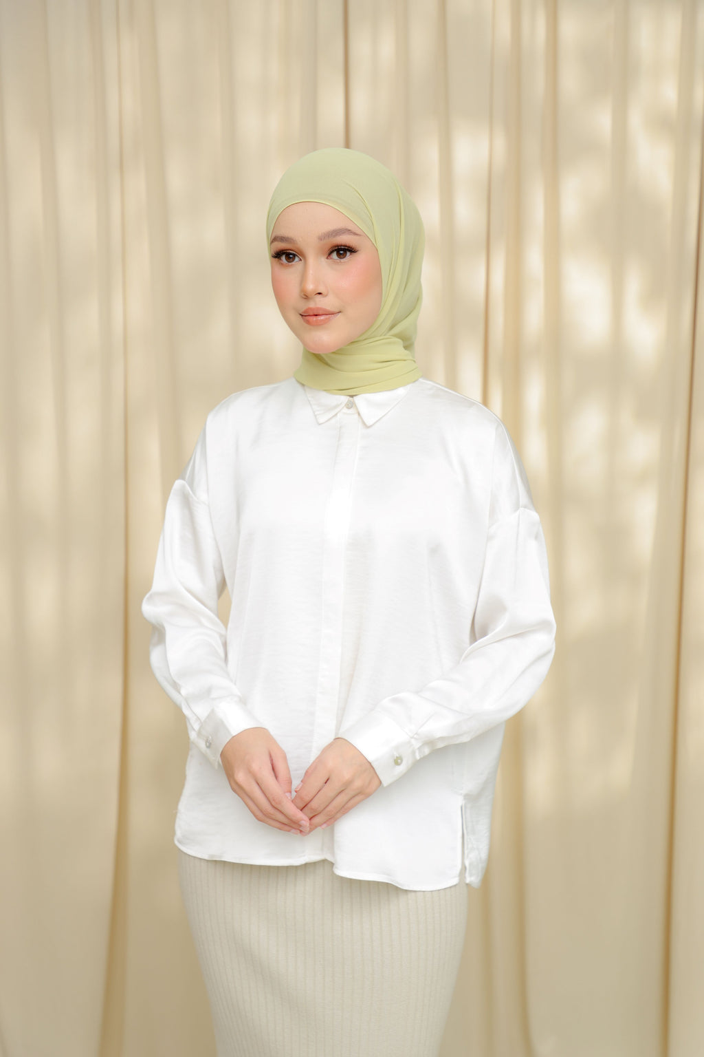 Hoodlite Shawl - Helen