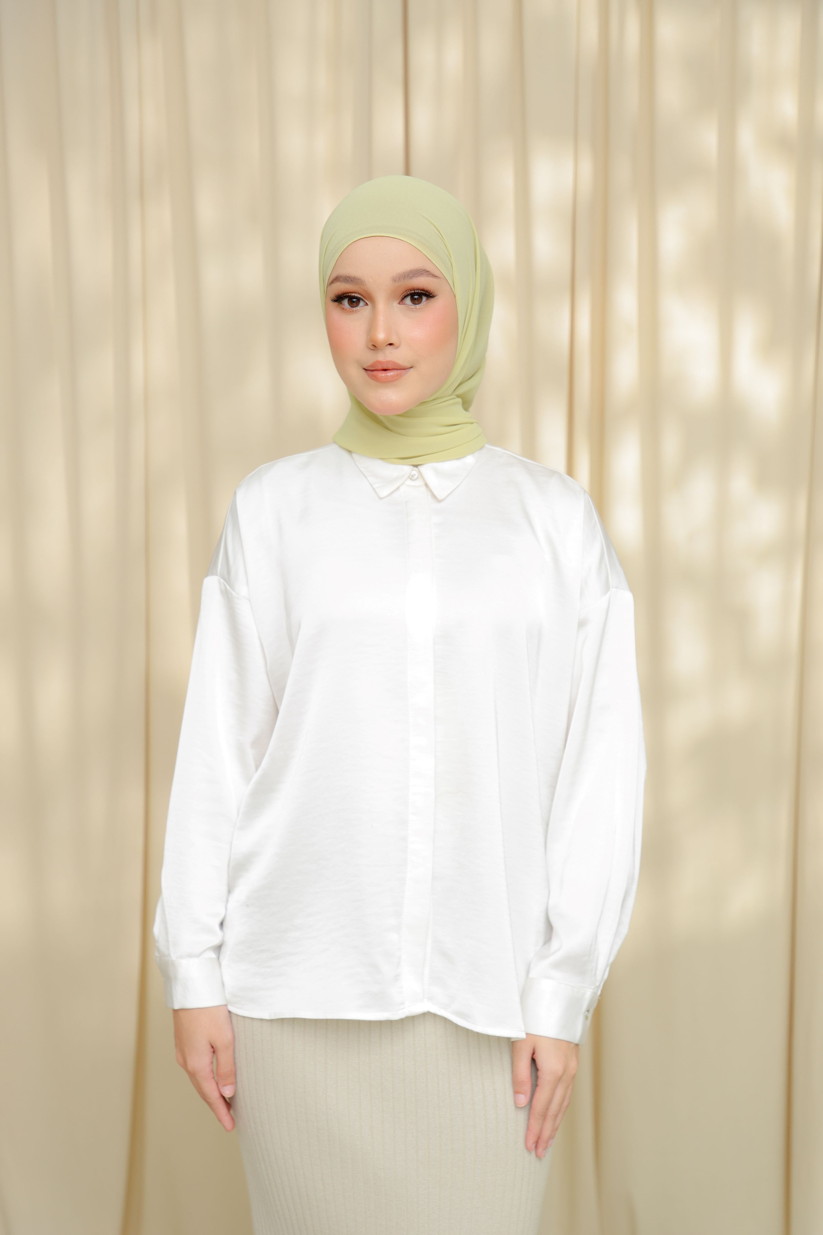 Hoodlite Shawl - Helen