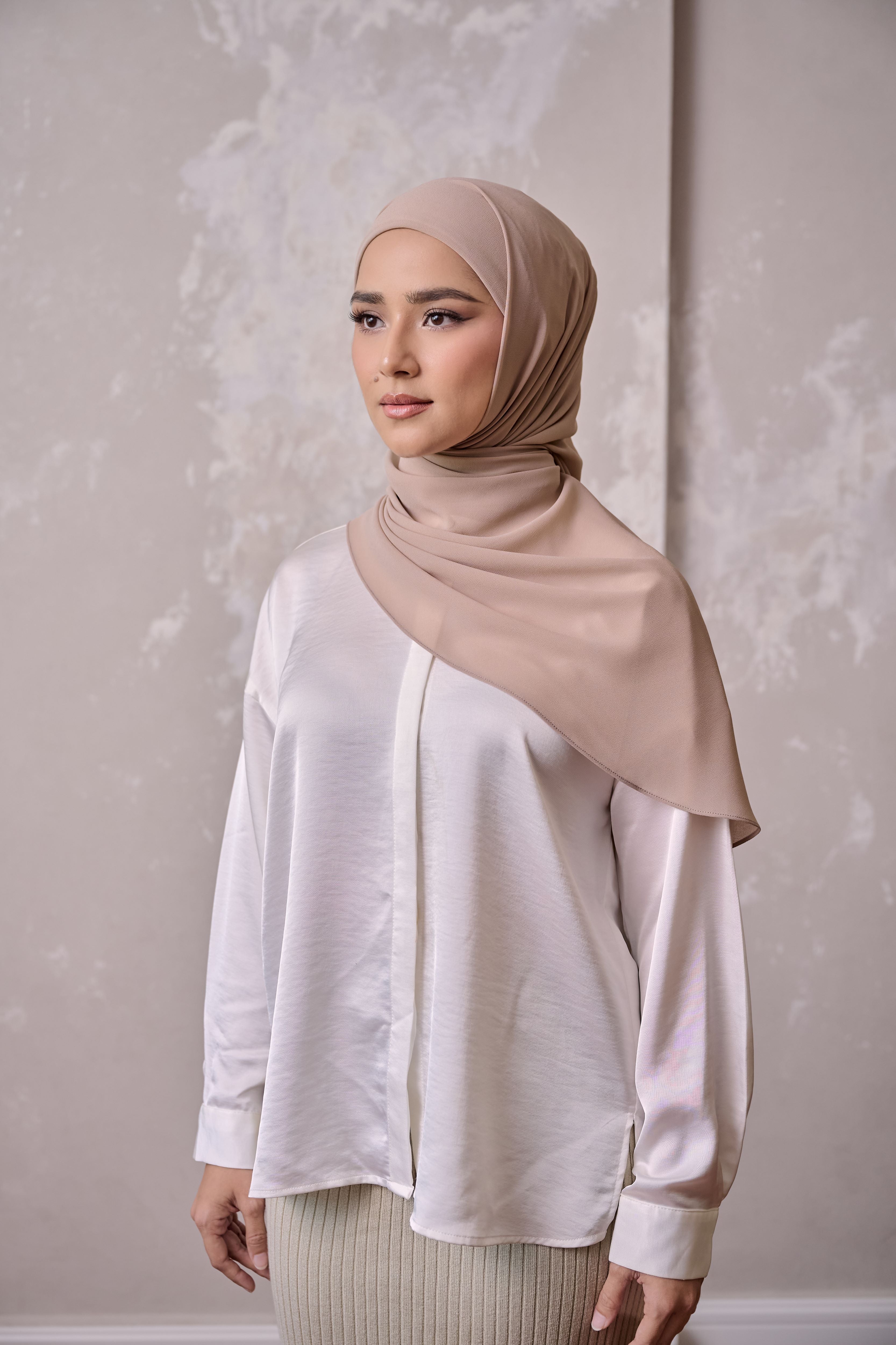 Basically Grace - MOCHA MOUSSE