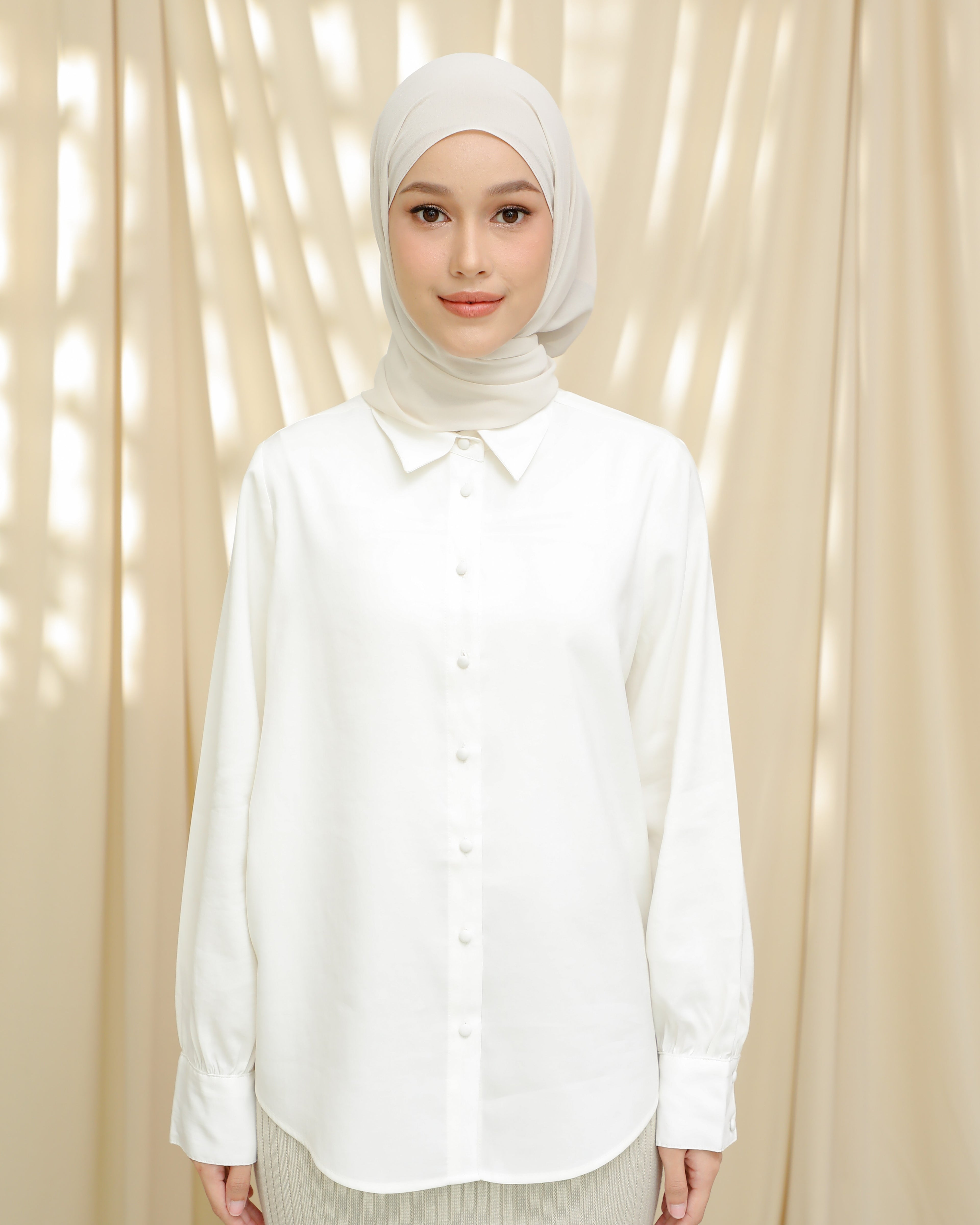 Hoodlite Shawl - OATTY