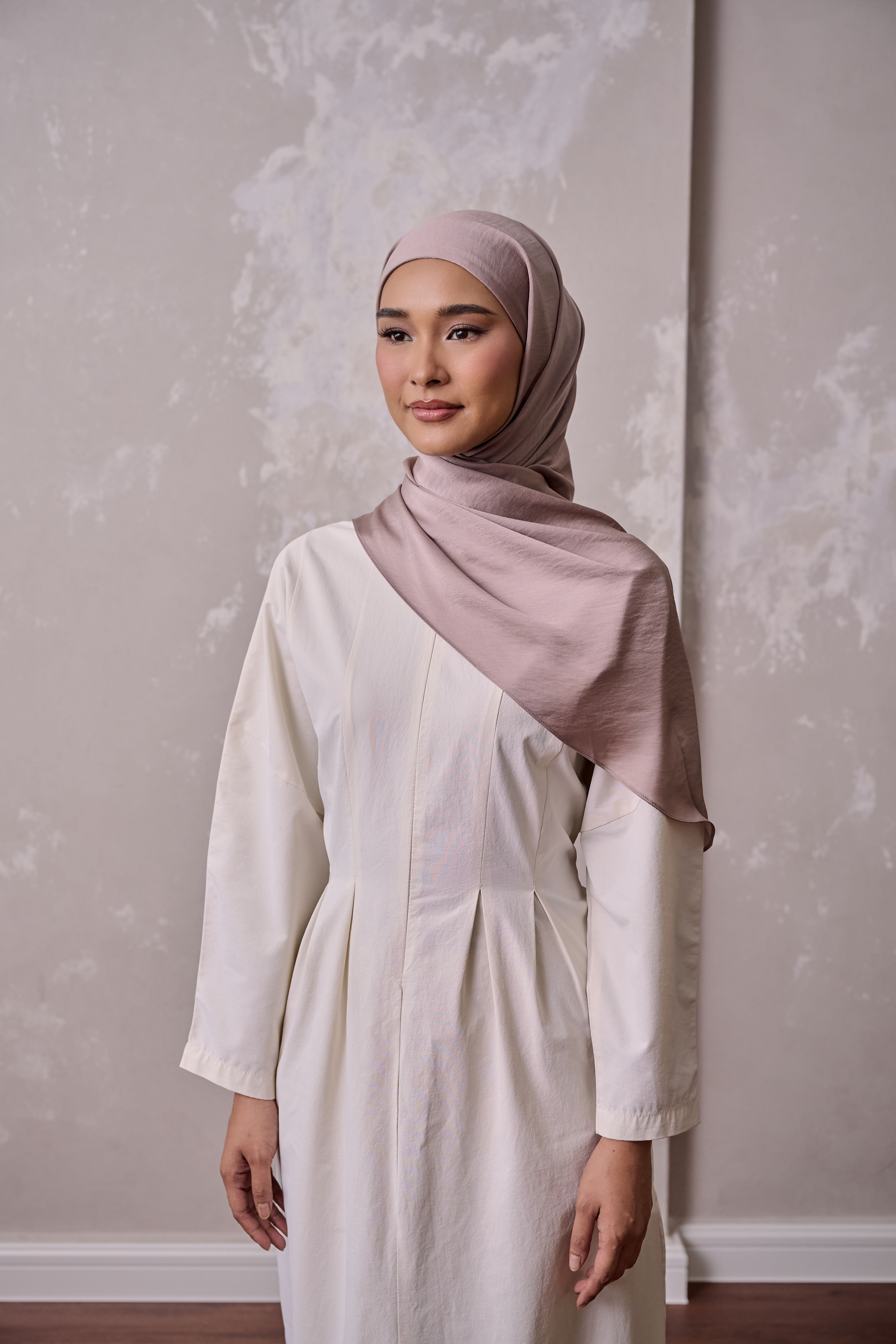 Petal Grace Easy Hijab - PURPLE DOVE