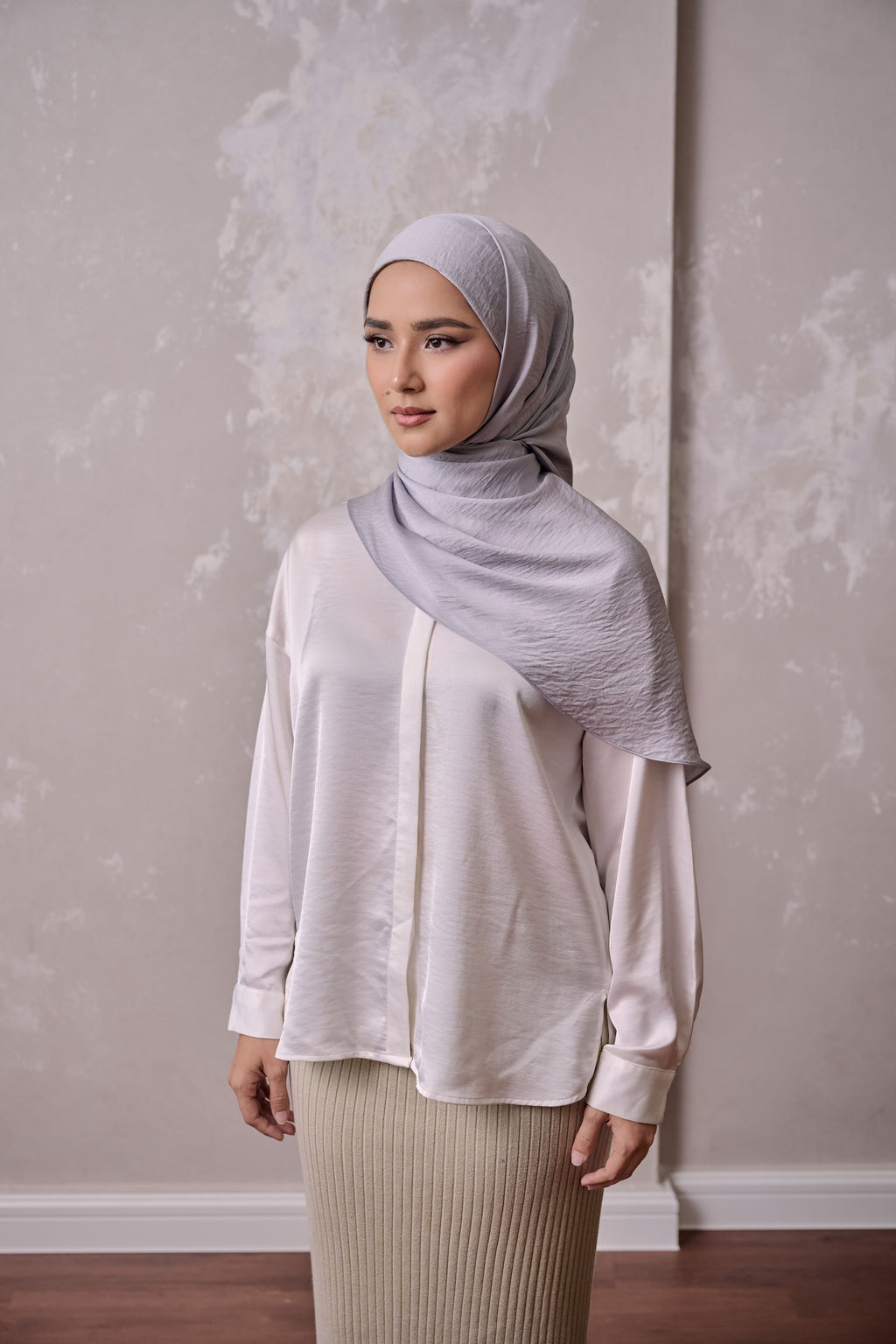 Petal Grace Easy Hijab - QUICKSILVER