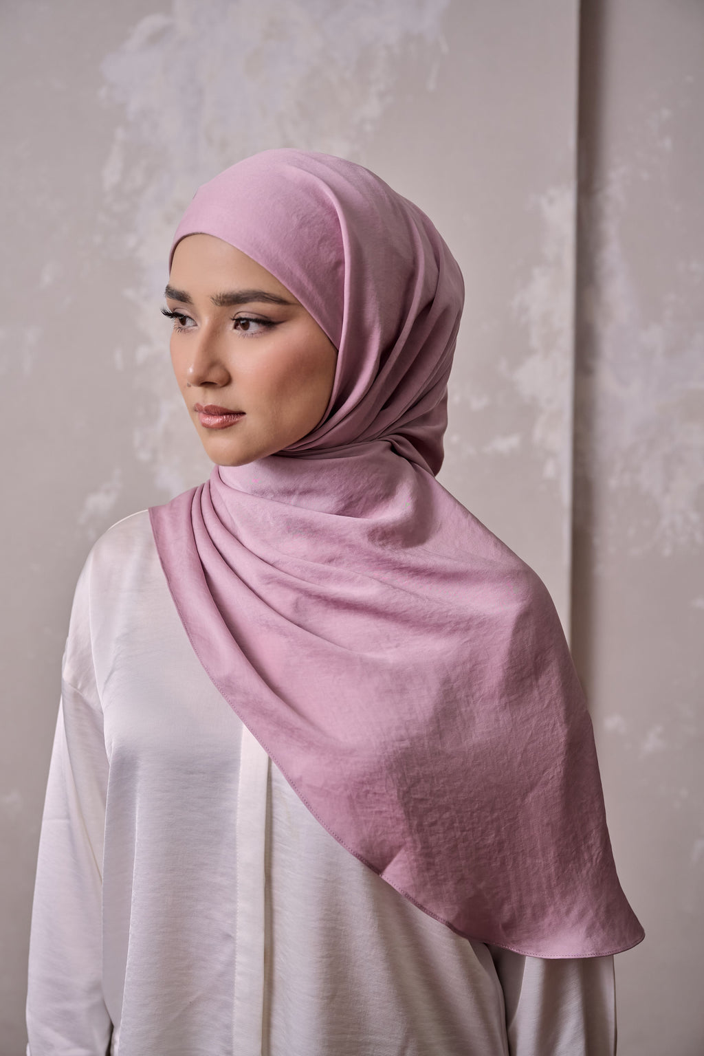 Petal Grace Easy Hijab - QUIET VIOLET