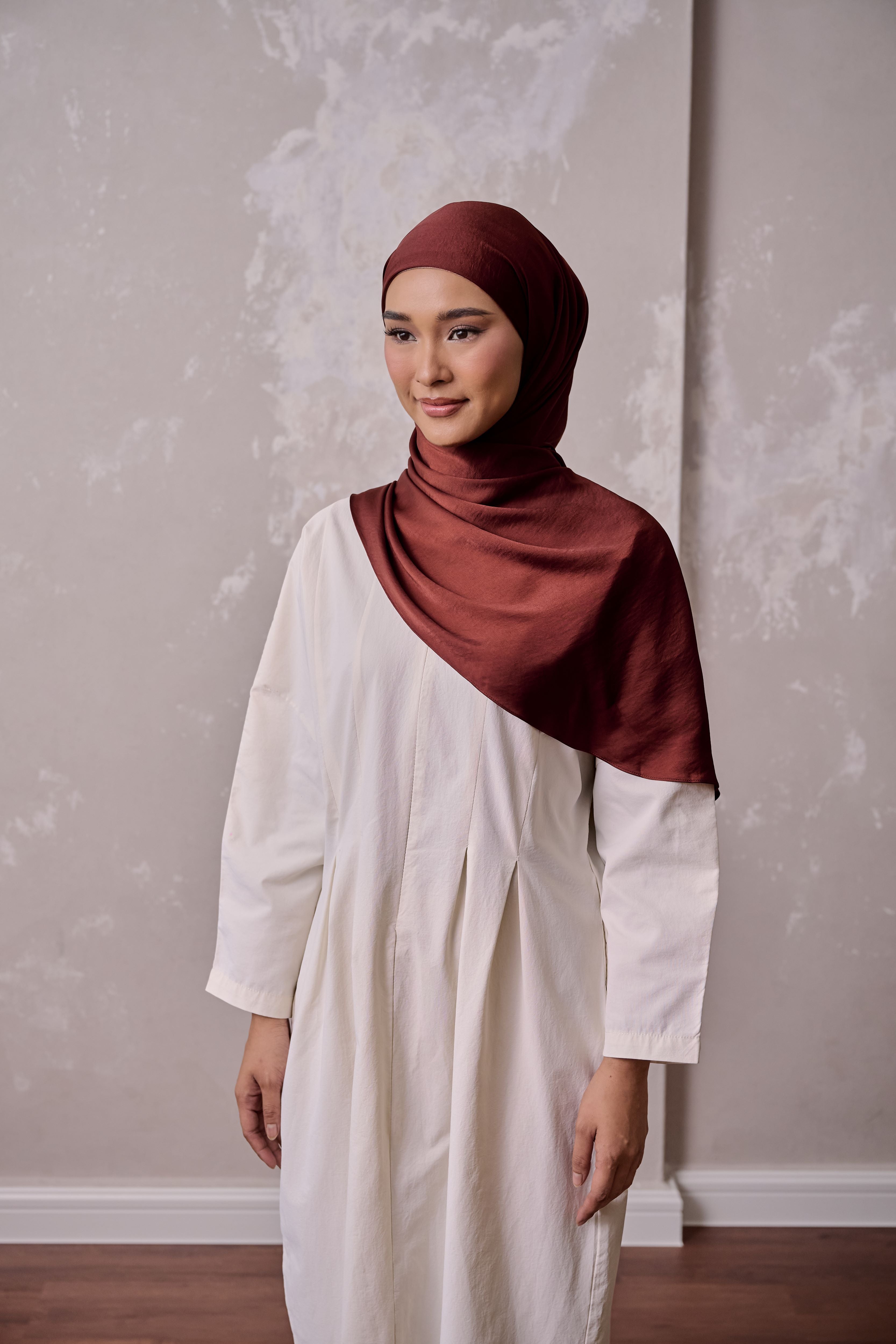 Petal Grace Easy Hijab - RUSSET
