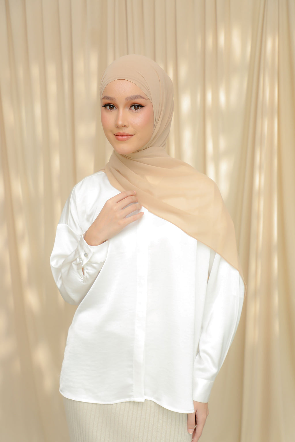 Thalia, The 'It' Shawl - SERENA