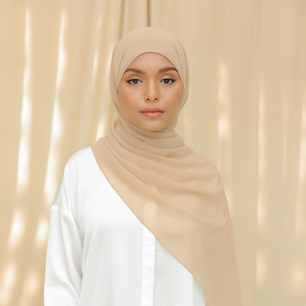 Thalia, The 'It' Shawl - SERENA