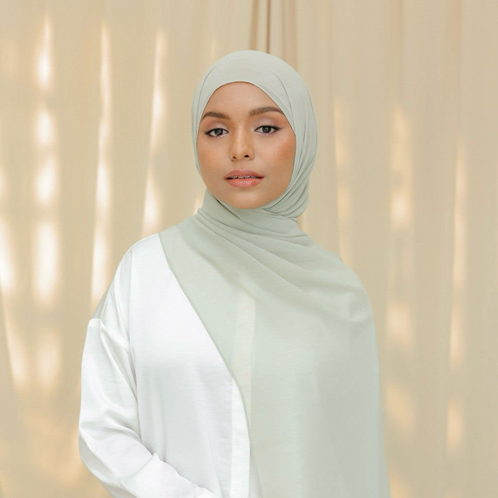 Thalia, The 'It' Shawl - SHOPAHOLIC