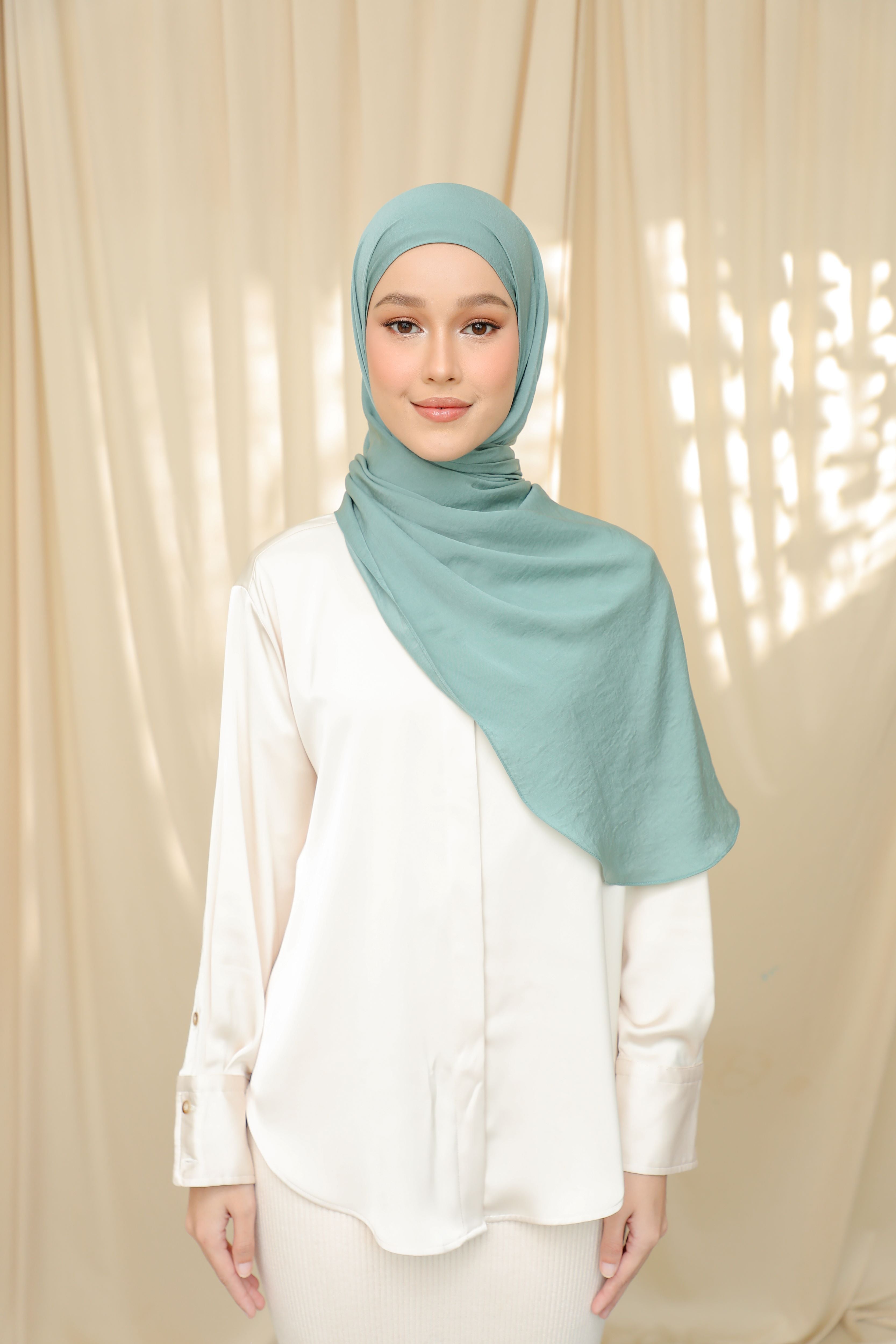 Petal Satin - THISTLE