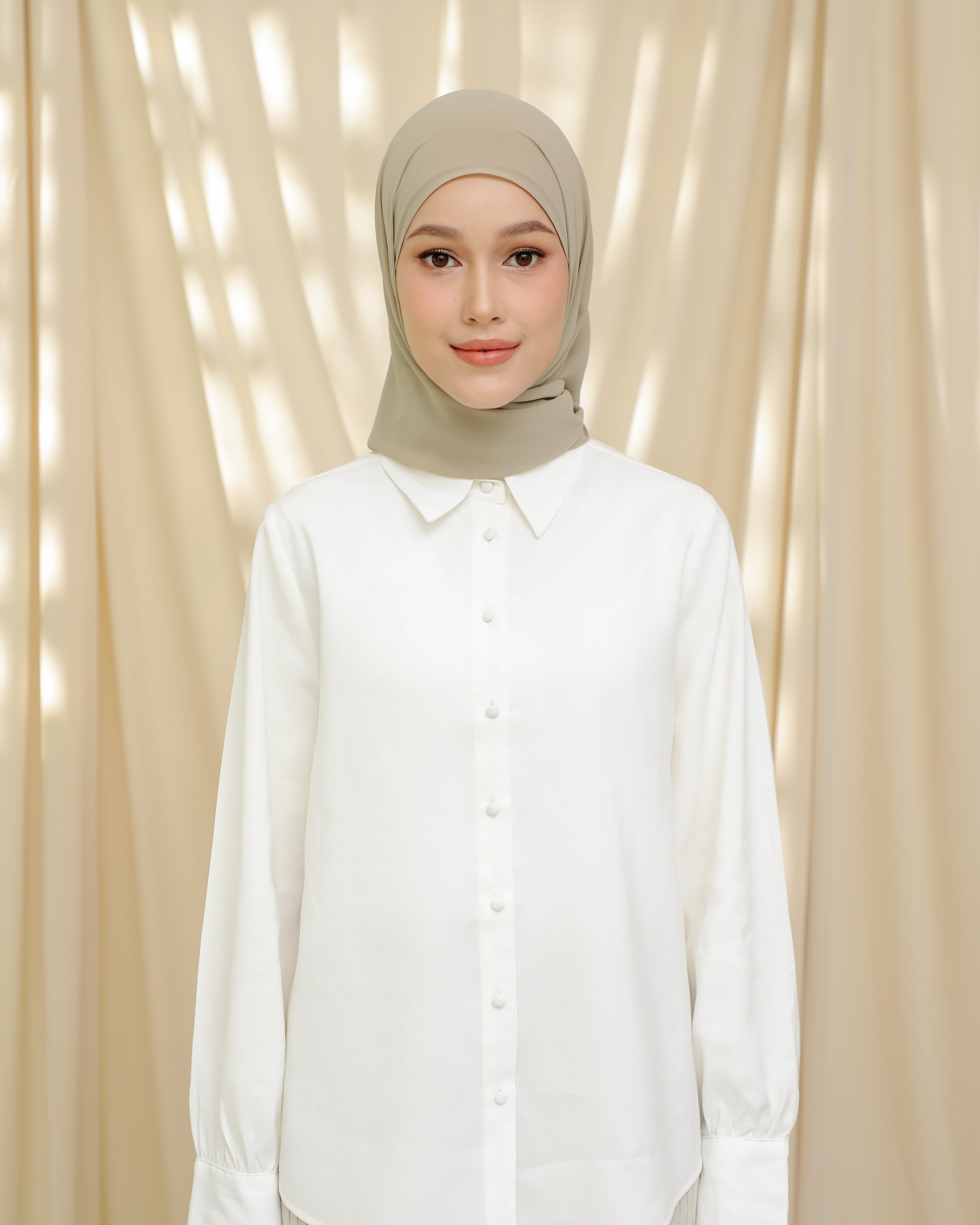 Hoodlite Shawl - THYME